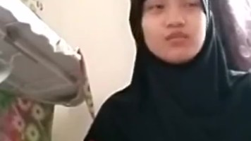 Gadis Remaja Jilbab VCS Sampe Cowoknya Crot
