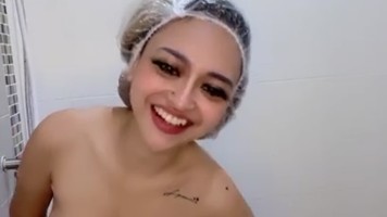 OppyLany Mandi Bersihin Memek Setelah ML