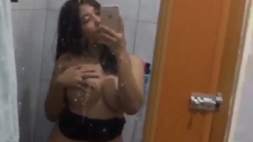 Yourbae Omek Pamer Body Depan Cermin